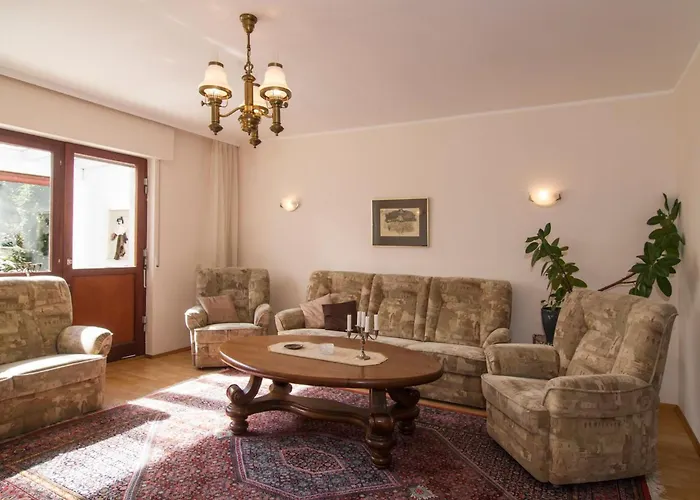 Gemuetliches In Mit Grossem Garten By Interhome Prázdninový dům *