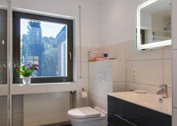 Gemuetliches In Mit Grossem Garten By Interhome Dom wakacyjny Hasenfeld