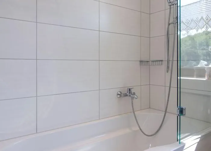 Gemuetliches In Mit Grossem Garten By Interhome Dom wakacyjny Hasenfeld